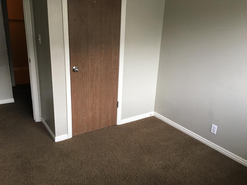 581 North 600 West, Provo - Coat Closet